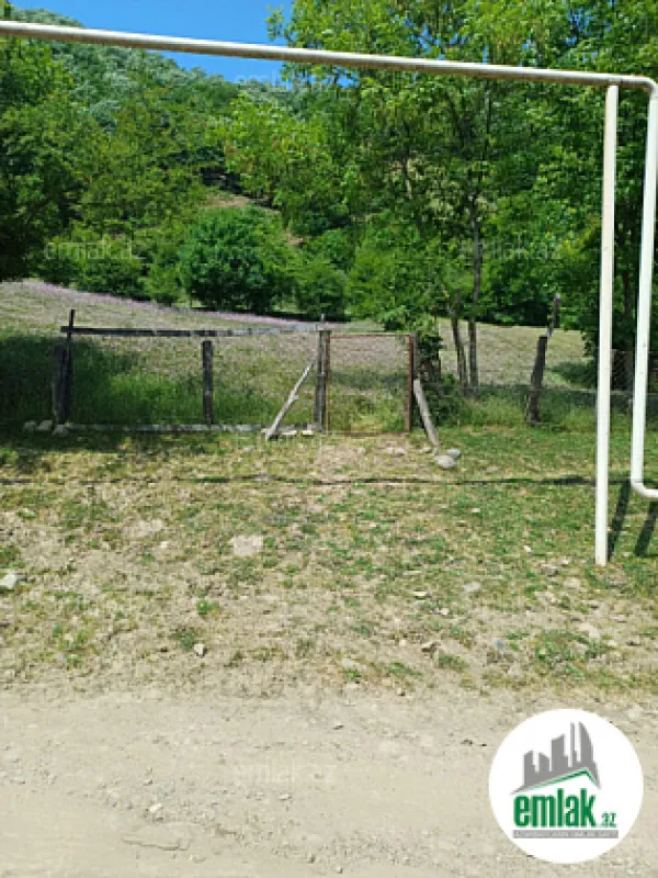 Satılır torpaq sahəsi 12 m²