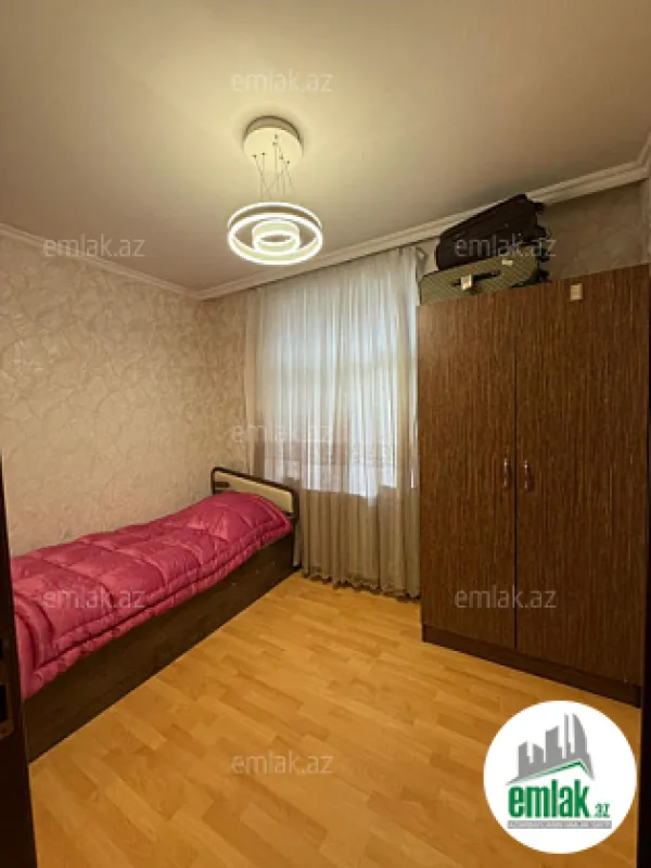 Satılır 3 otaqlı köhnə tikili 55 m²