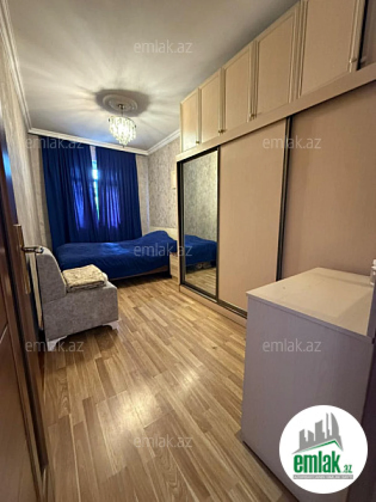 Satılır 3 otaqlı köhnə tikili 55 m²