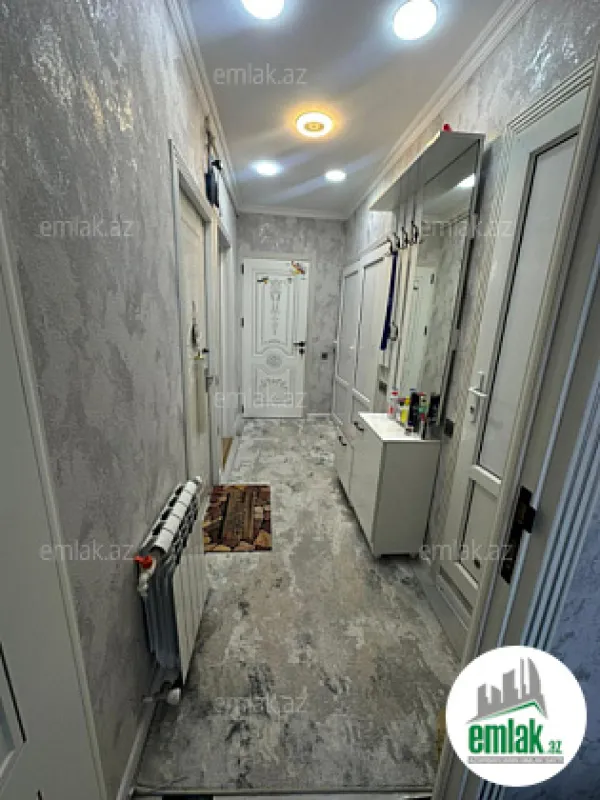 Satılır 3 otaqlı köhnə tikili 60 m²