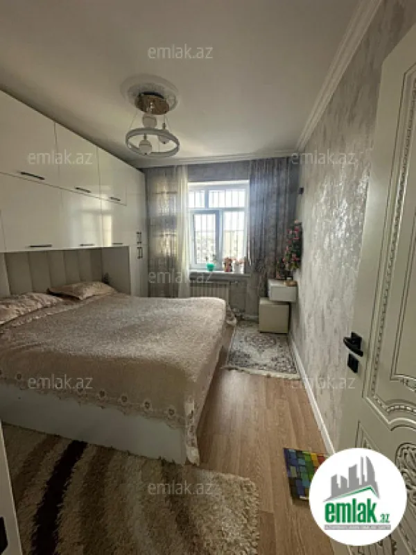 Satılır 3 otaqlı köhnə tikili 60 m²