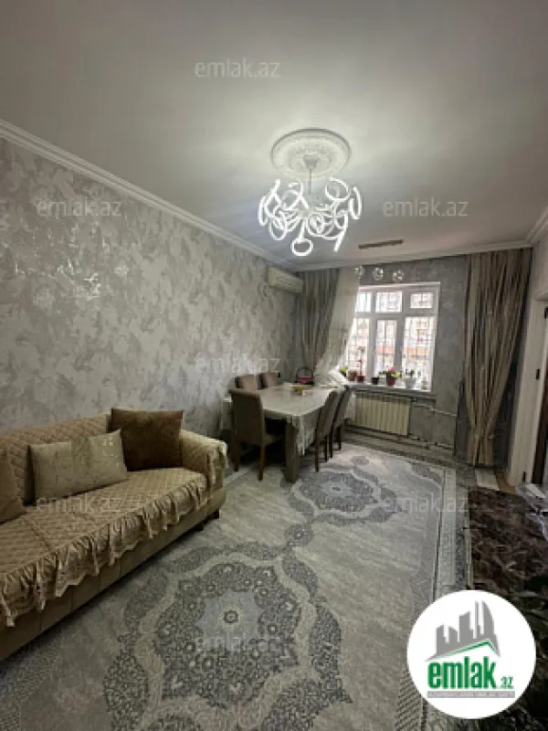 Satılır 3 otaqlı köhnə tikili 60 m²
