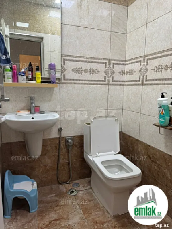 Satılır 3 otaqlı yeni tikili 60 m²