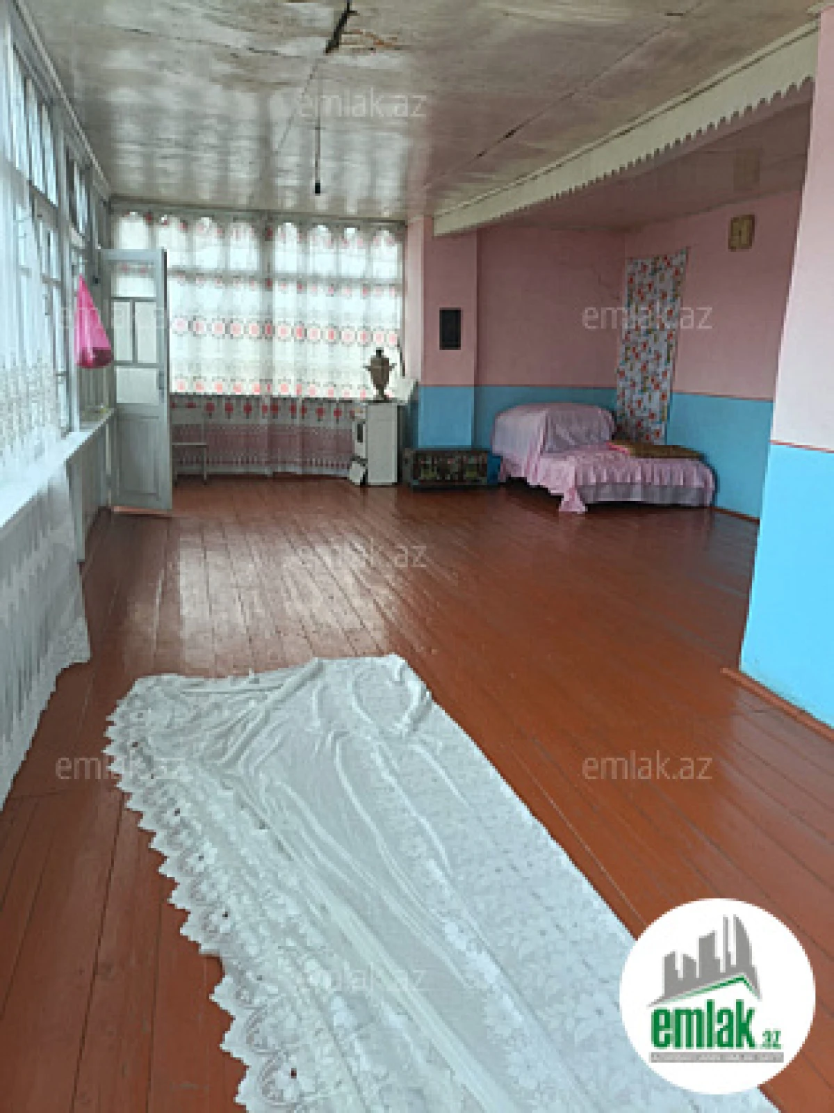 Satılır 5 otaqlı həyət evi 200 m²