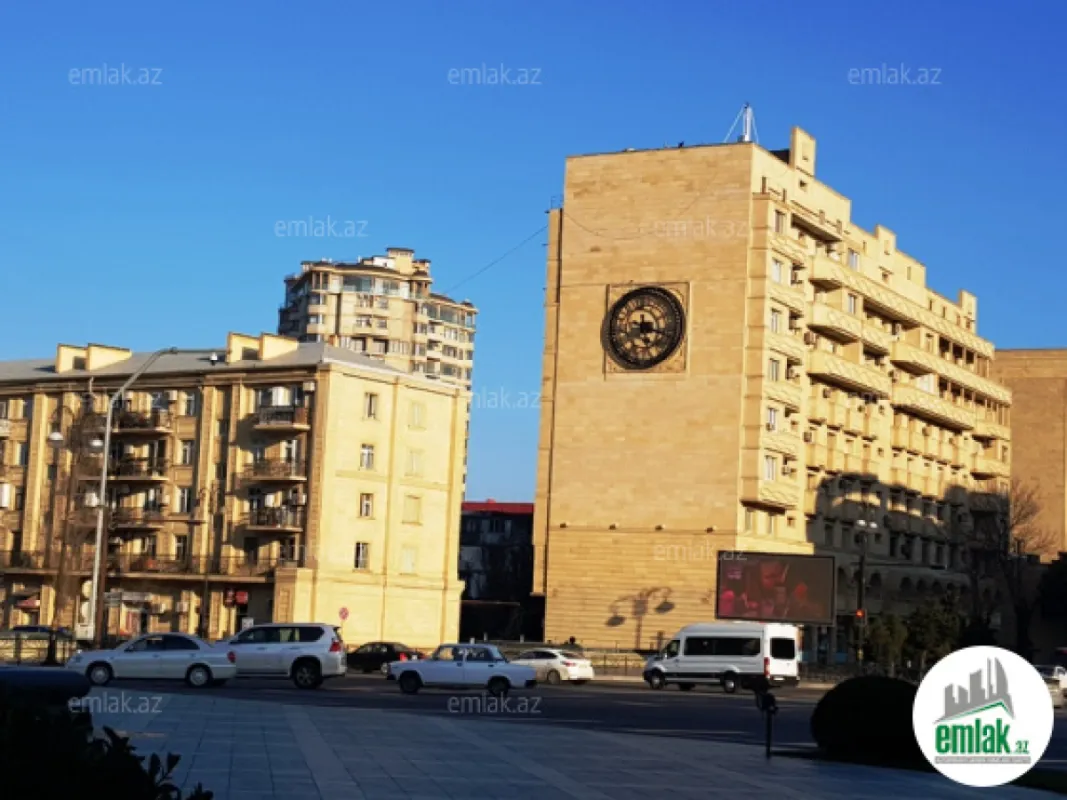 Satılır 2 otaqlı köhnə tikili 58 m²