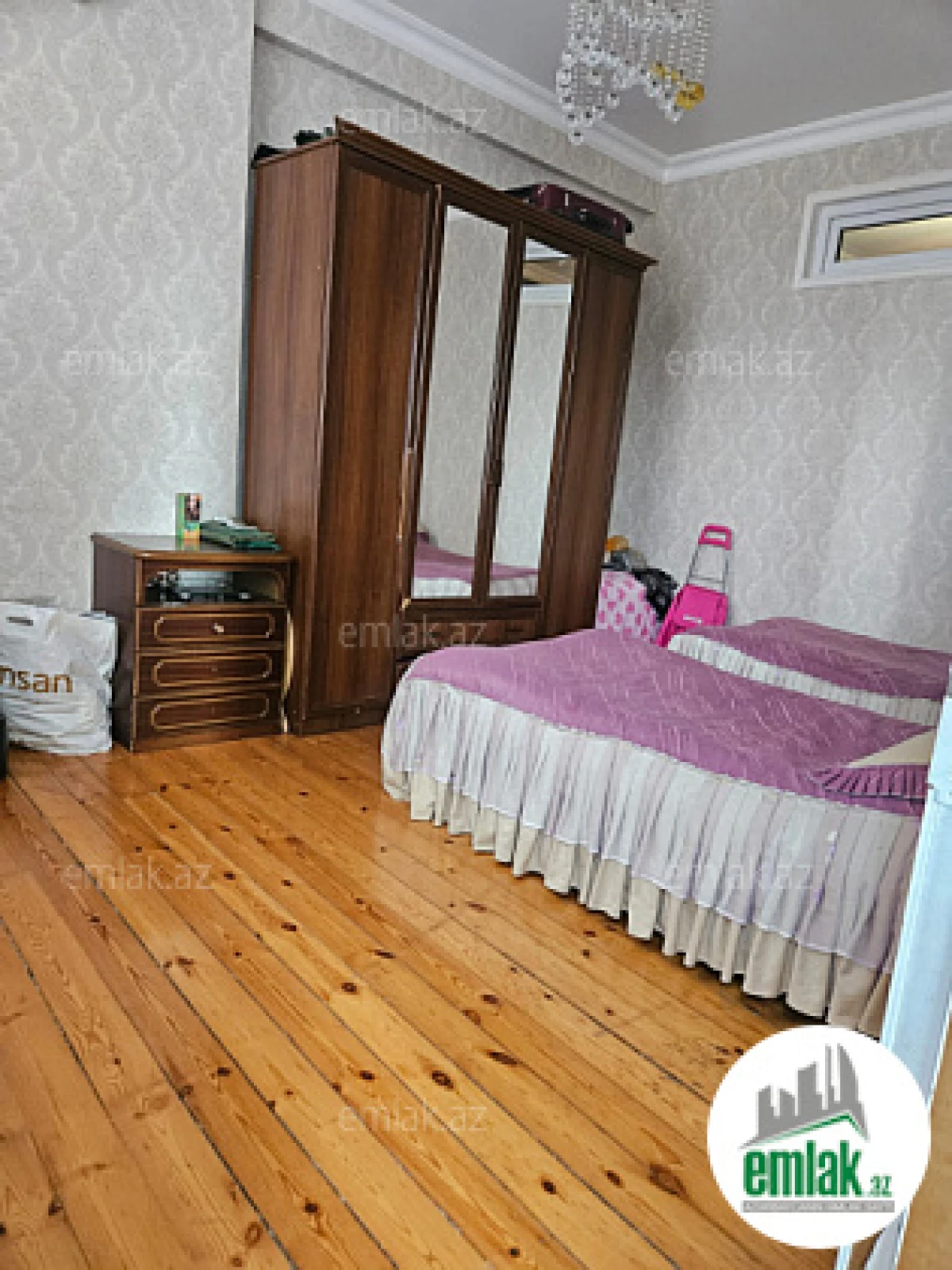 Satılır 3 otaqlı yeni tikili 80 m²