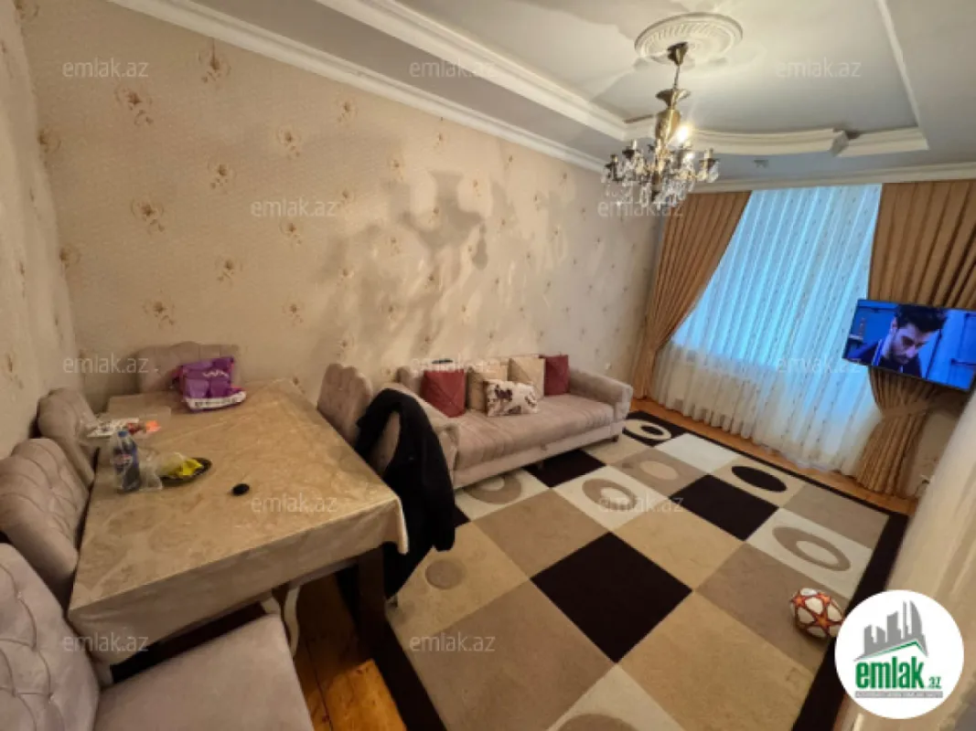Satılır 3 otaqlı yeni tikili 80 m²