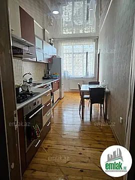 Satılır 3 otaqlı yeni tikili 80 m²