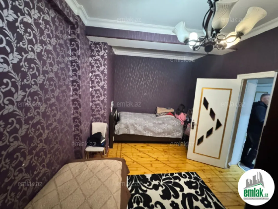 Satılır 3 otaqlı yeni tikili 80 m²