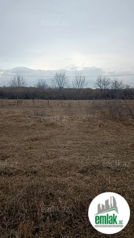 Satılır torpaq sahəsi 87 m²