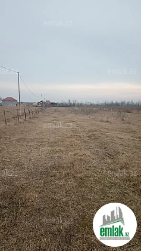 Satılır torpaq sahəsi 87 m²