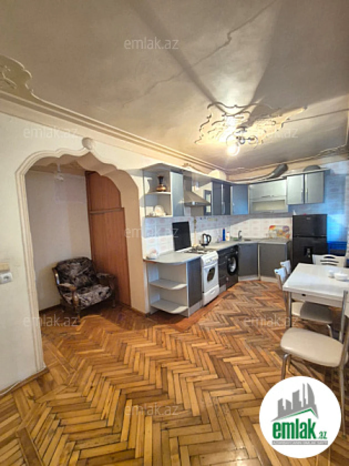 Satılır 3 otaqlı köhnə tikili 65 m²