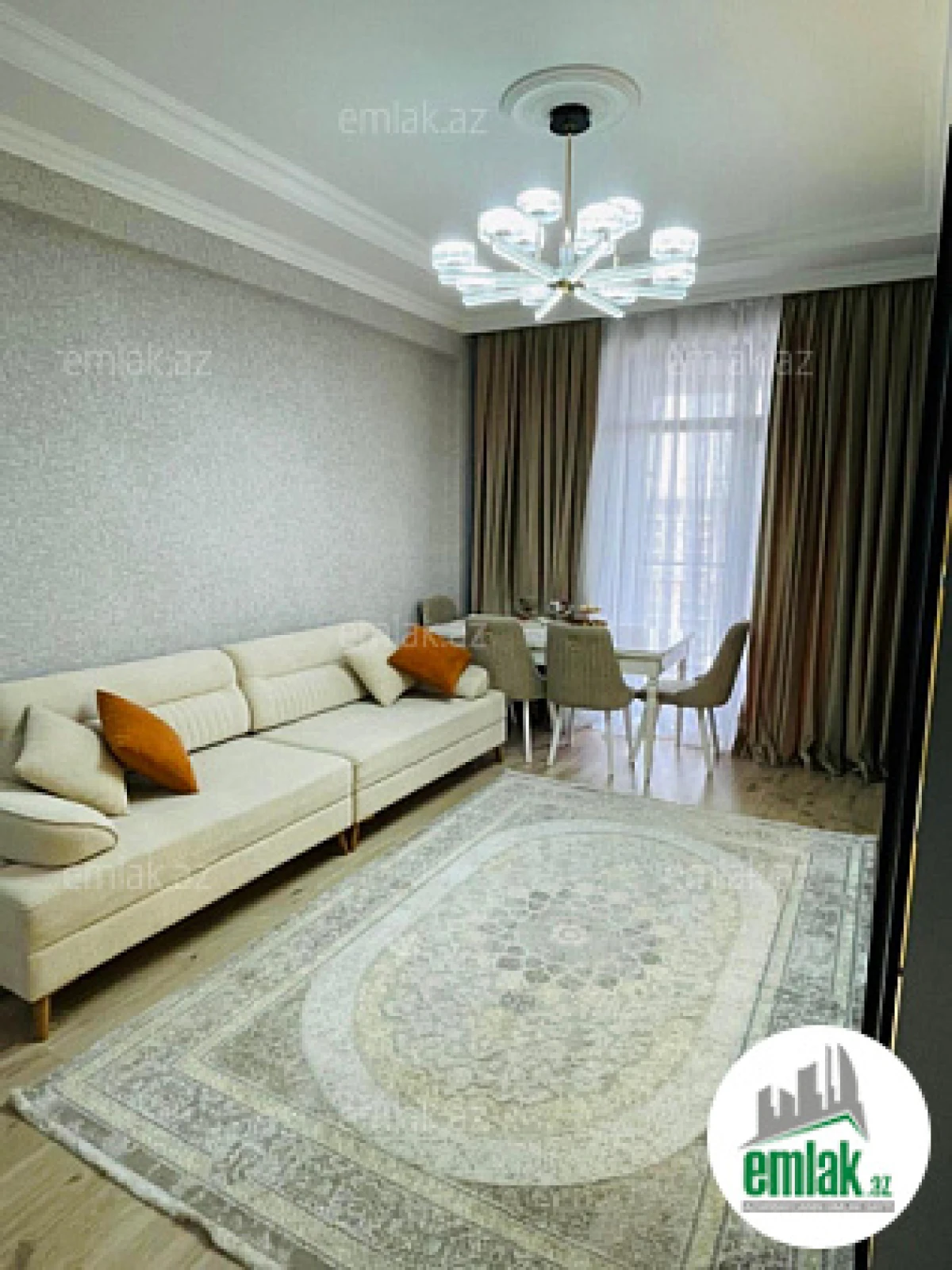 Satılır 2 otaqlı yeni tikili 76 m²