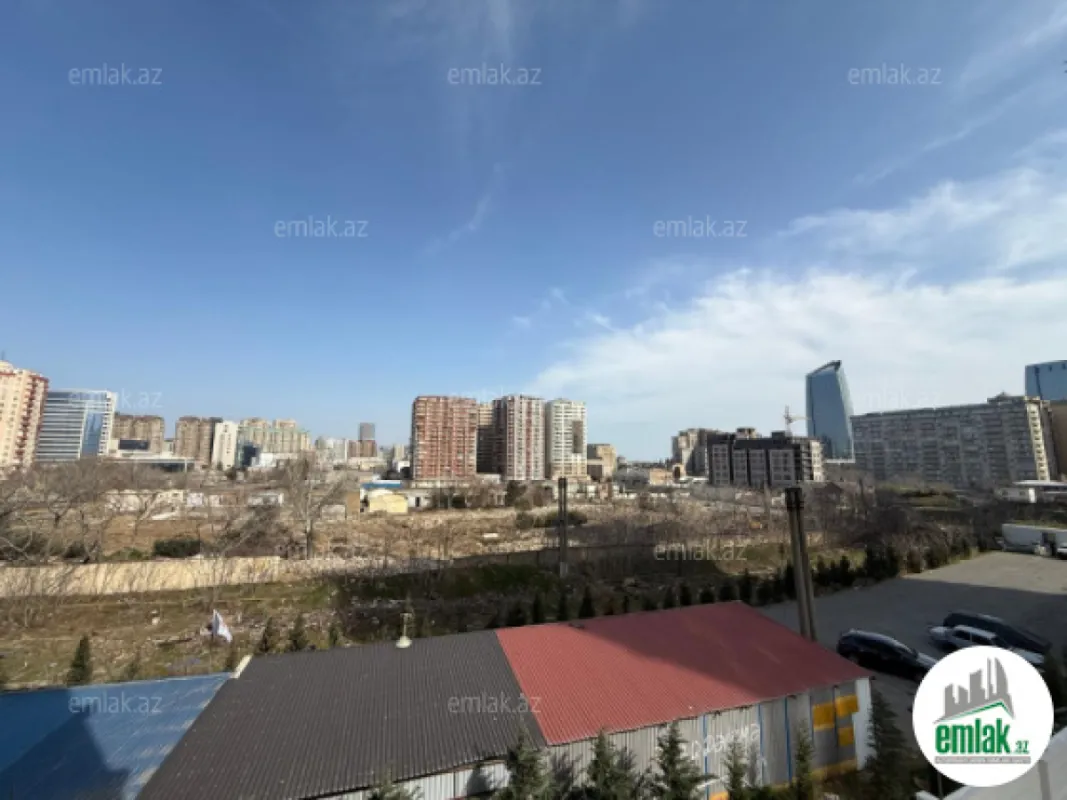 Satılır 3 otaqlı yeni tikili 133 m²