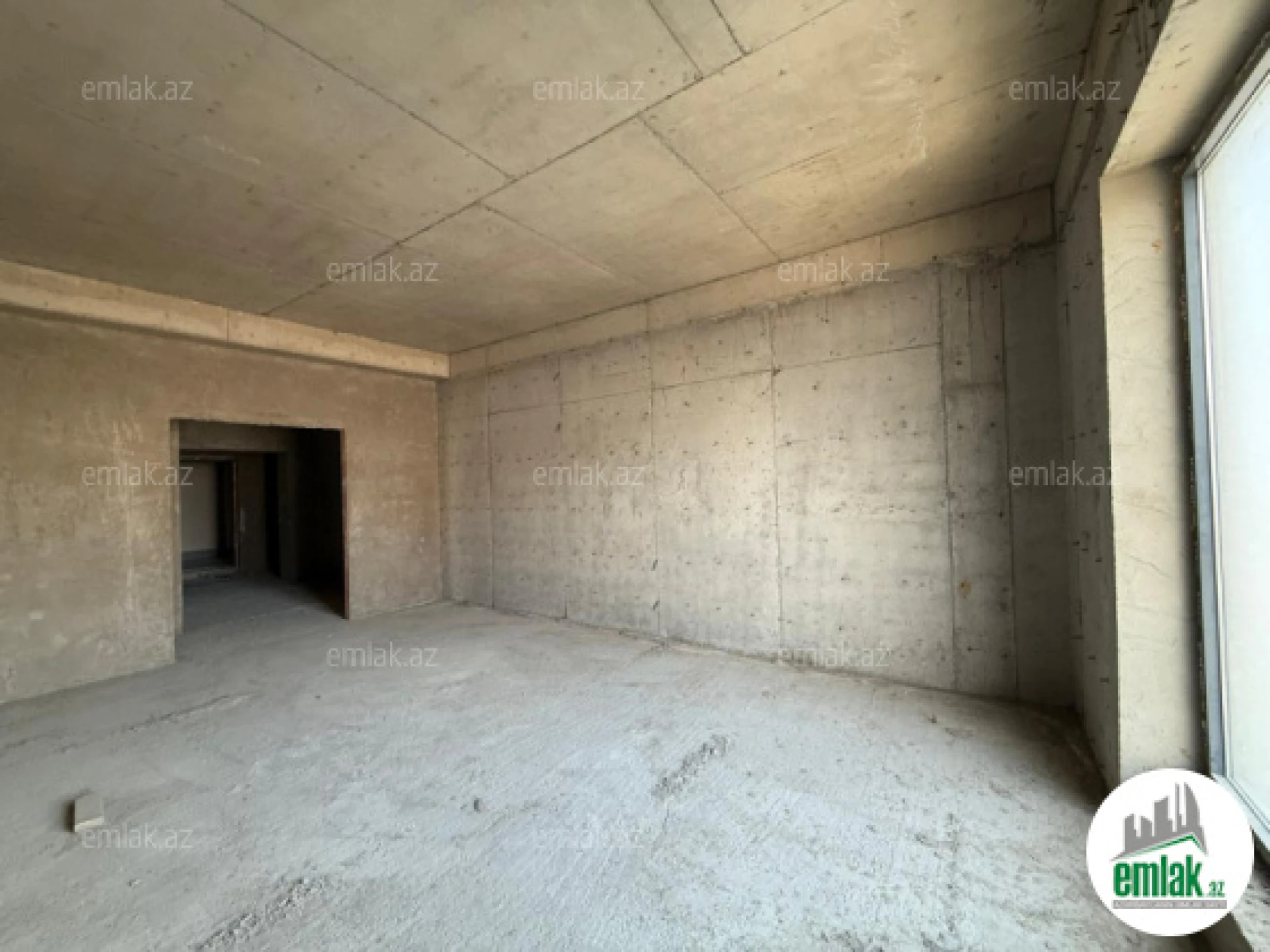 Satılır 3 otaqlı yeni tikili 133 m²