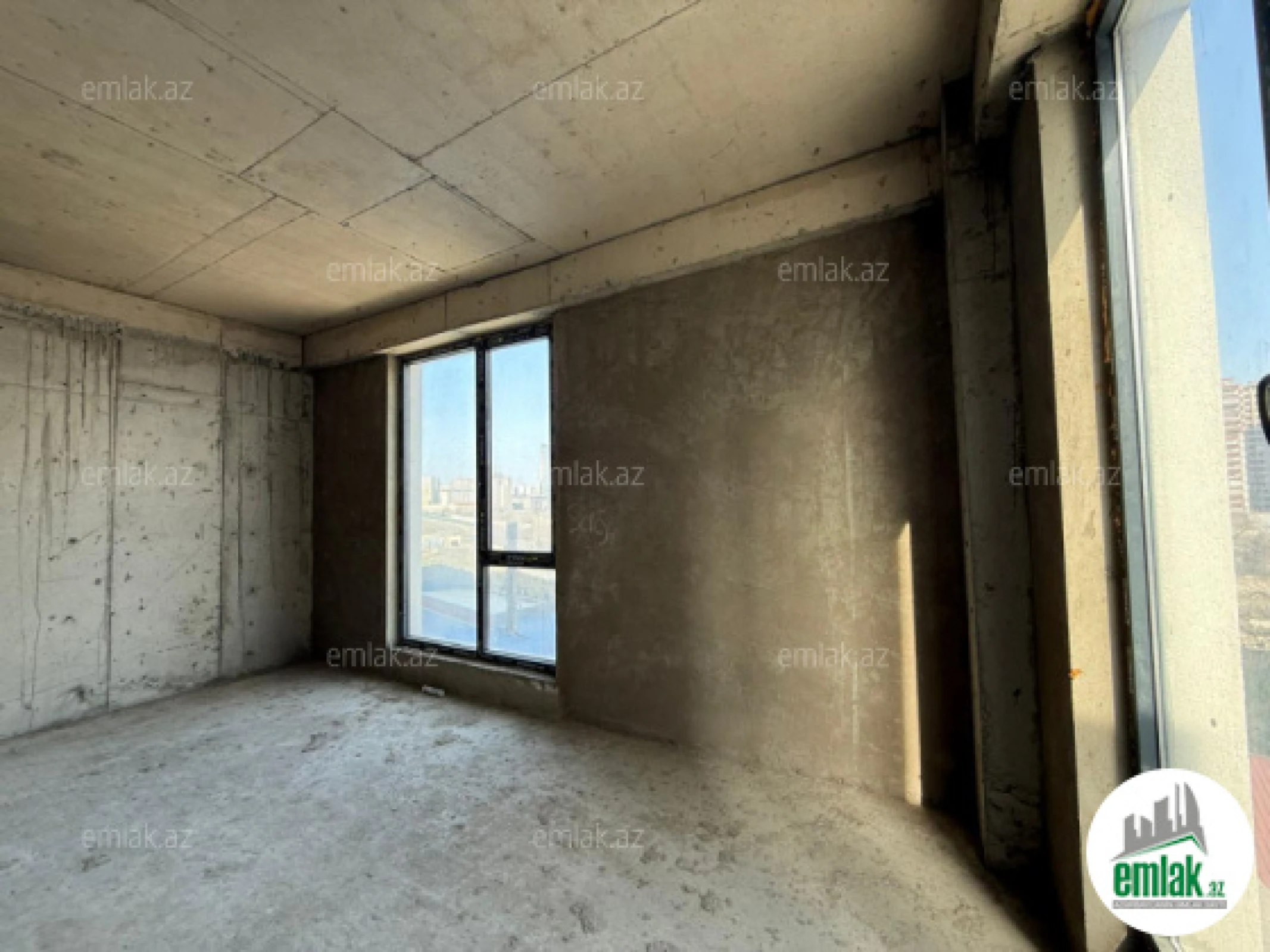 Satılır 3 otaqlı yeni tikili 133 m²