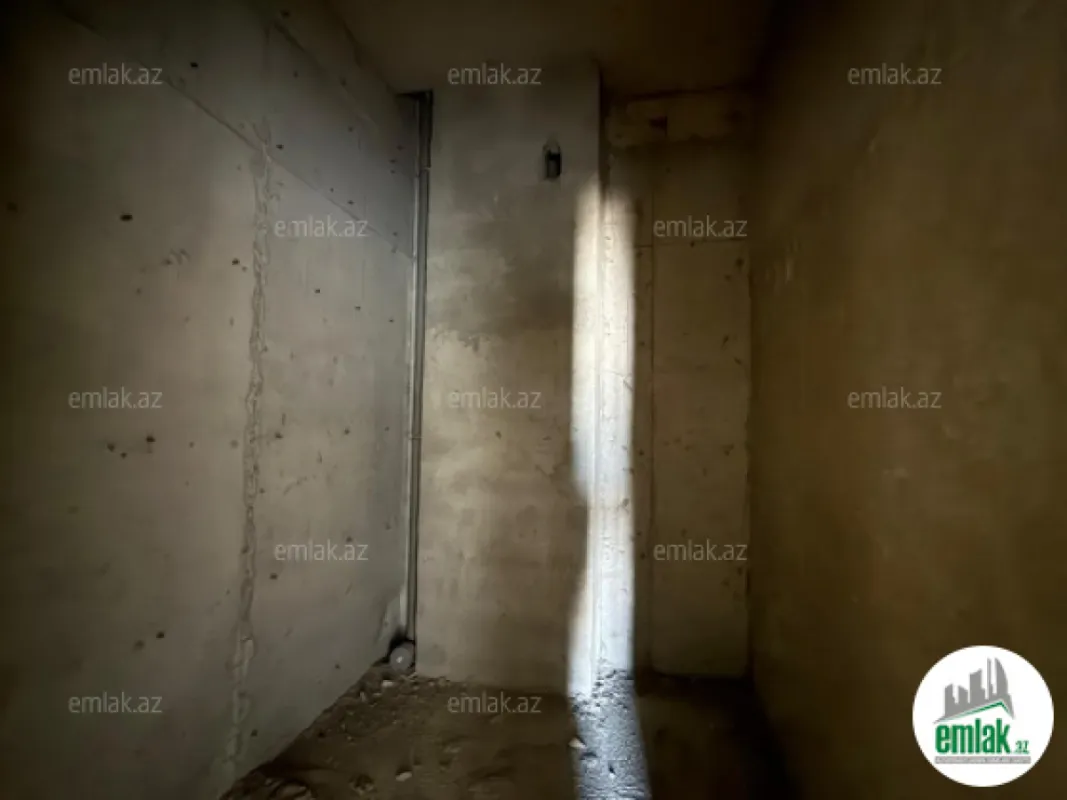 Satılır 3 otaqlı yeni tikili 133 m²