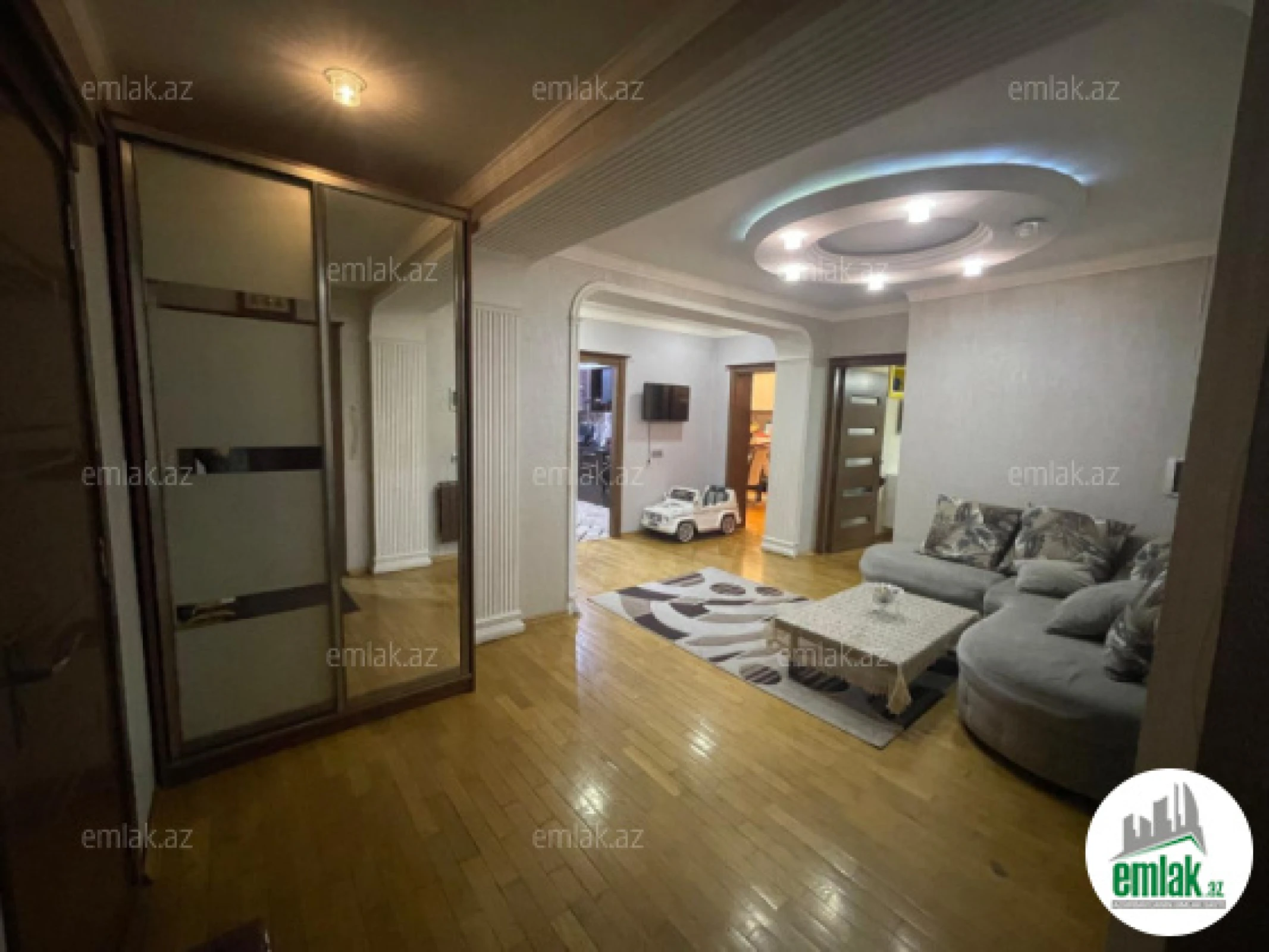 Satılır 3 otaqlı yeni tikili 103 m²