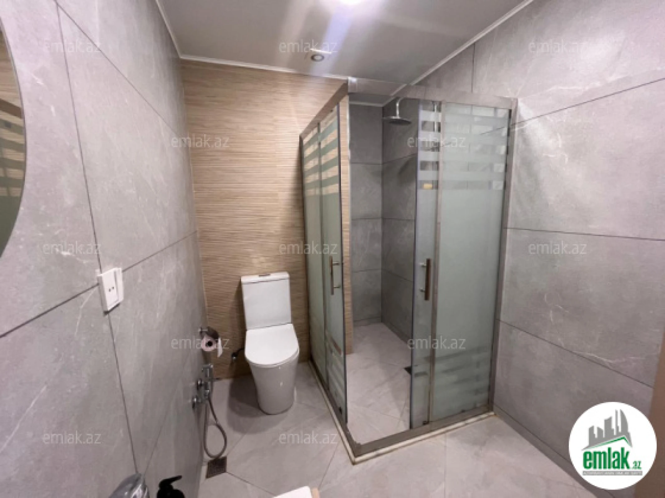 Satılır 2 otaqlı yeni tikili 62 m²