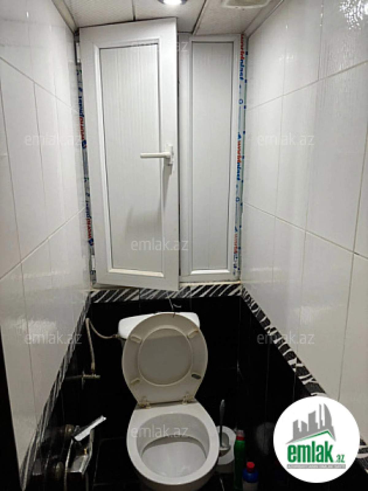 Satılır 3 otaqlı köhnə tikili 70 m²