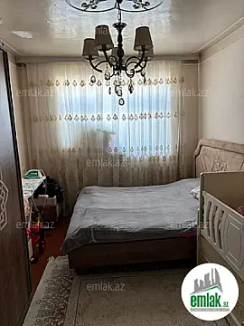 Satılır 3 otaqlı köhnə tikili 70 m²