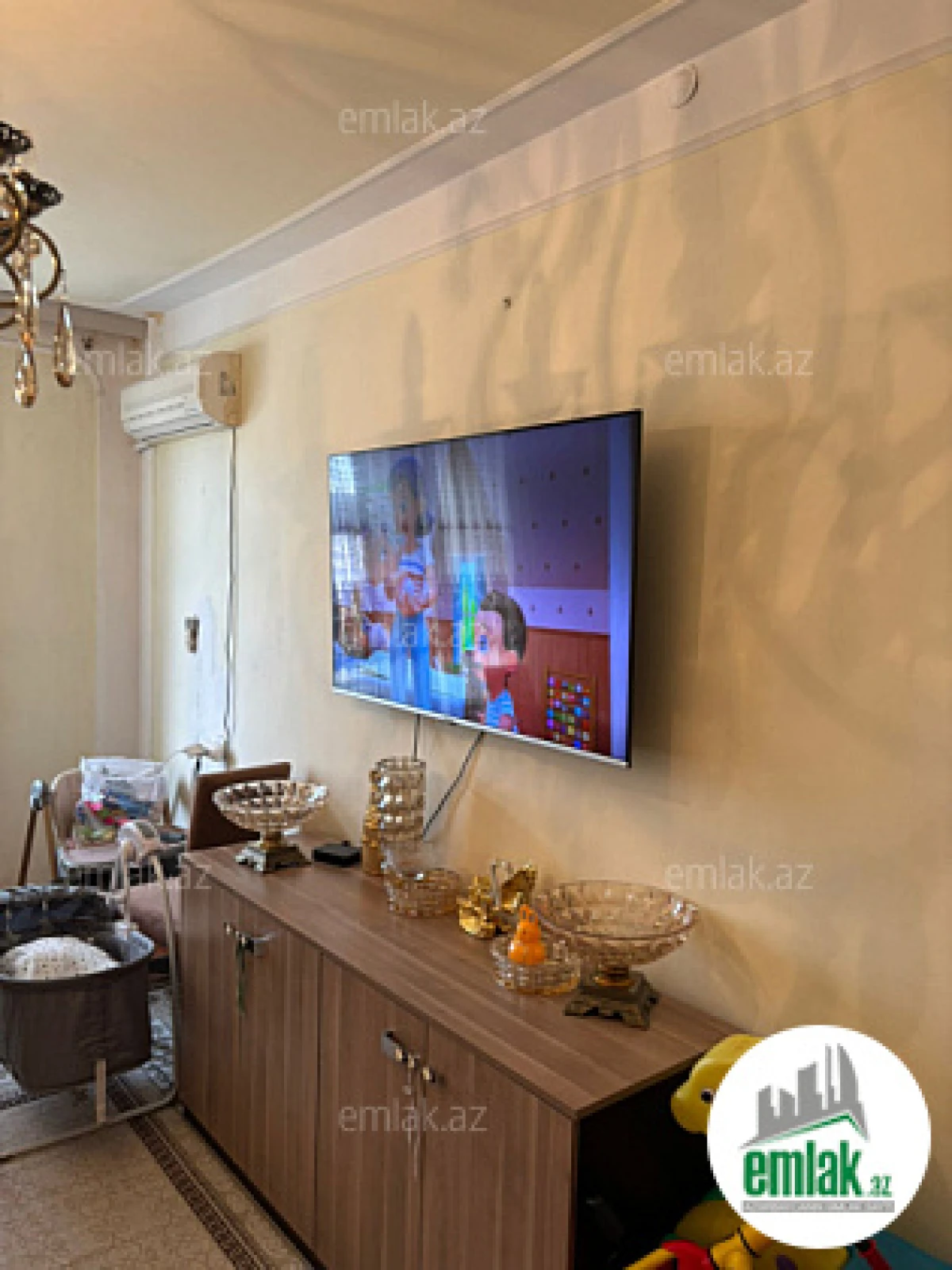 Satılır 3 otaqlı köhnə tikili 70 m²