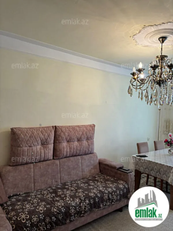 Satılır 3 otaqlı köhnə tikili 70 m²