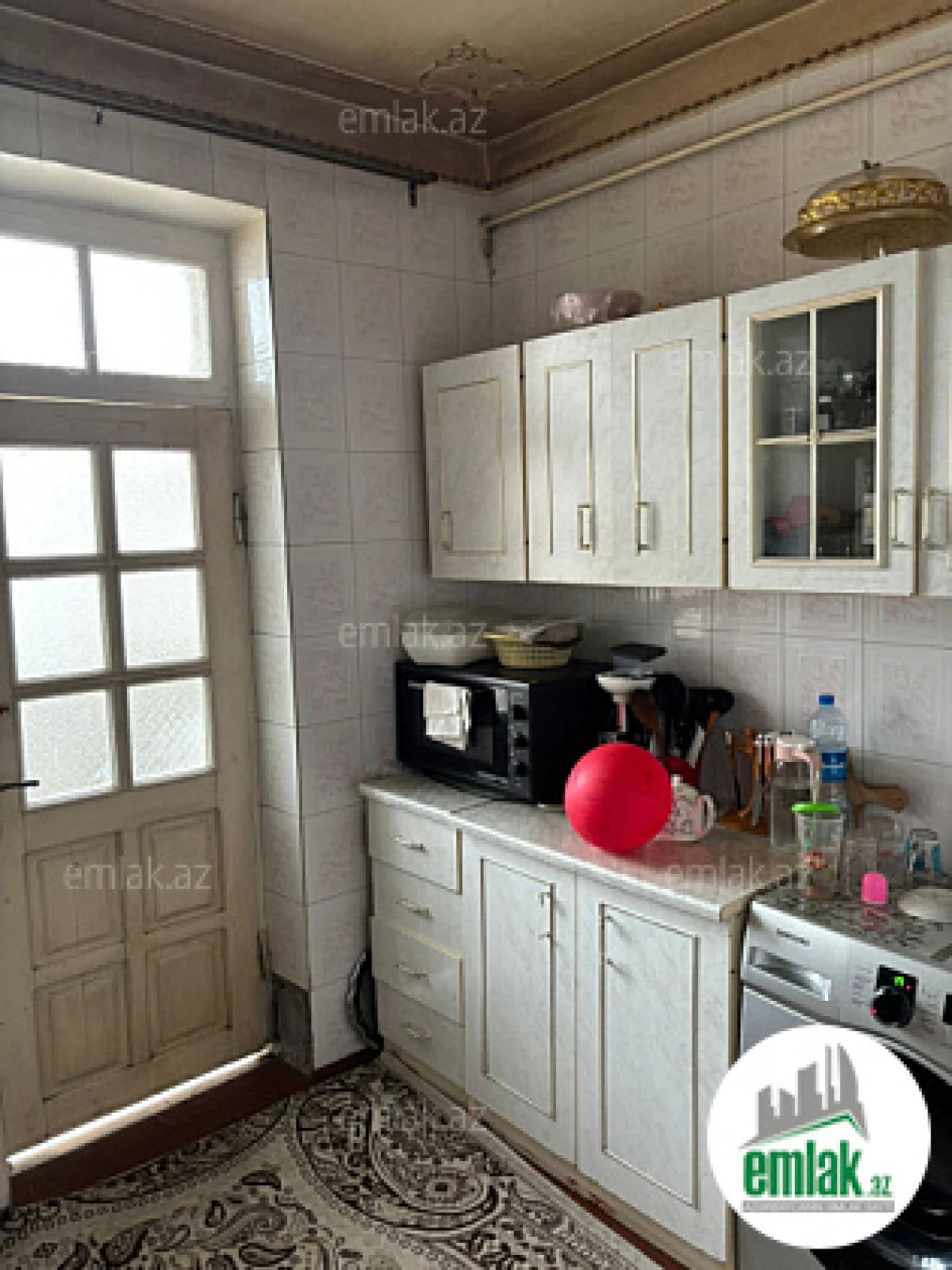 Satılır 3 otaqlı köhnə tikili 70 m²