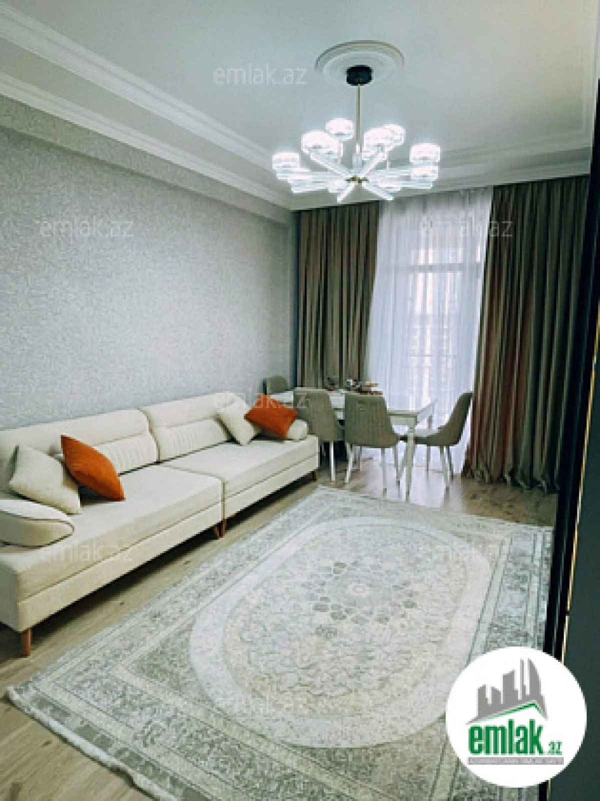 Satılır 2 otaqlı yeni tikili 76 m²