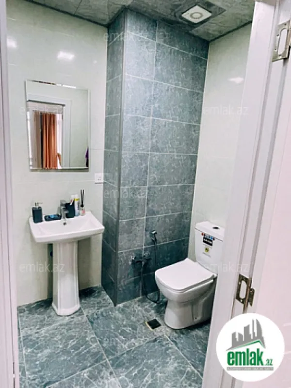 Satılır 2 otaqlı yeni tikili 76 m²