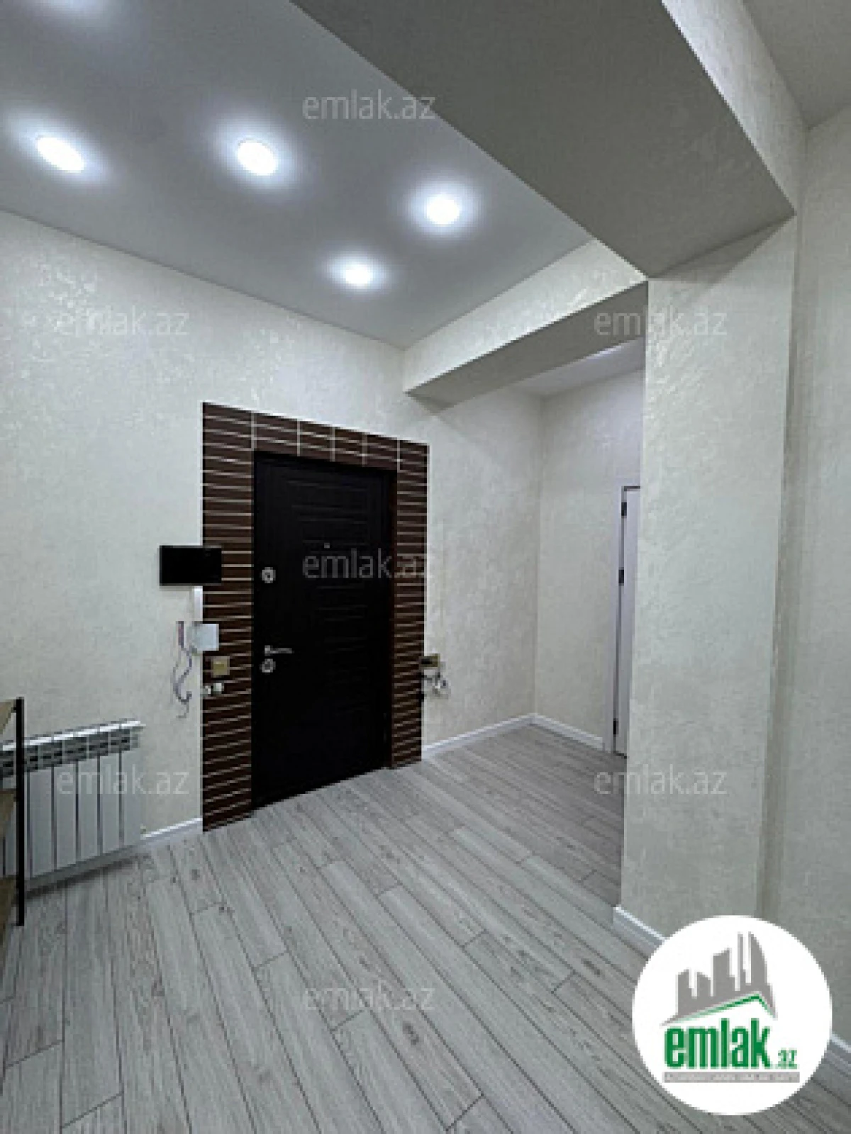 Satılır 3 otaqlı yeni tikili 88 m²