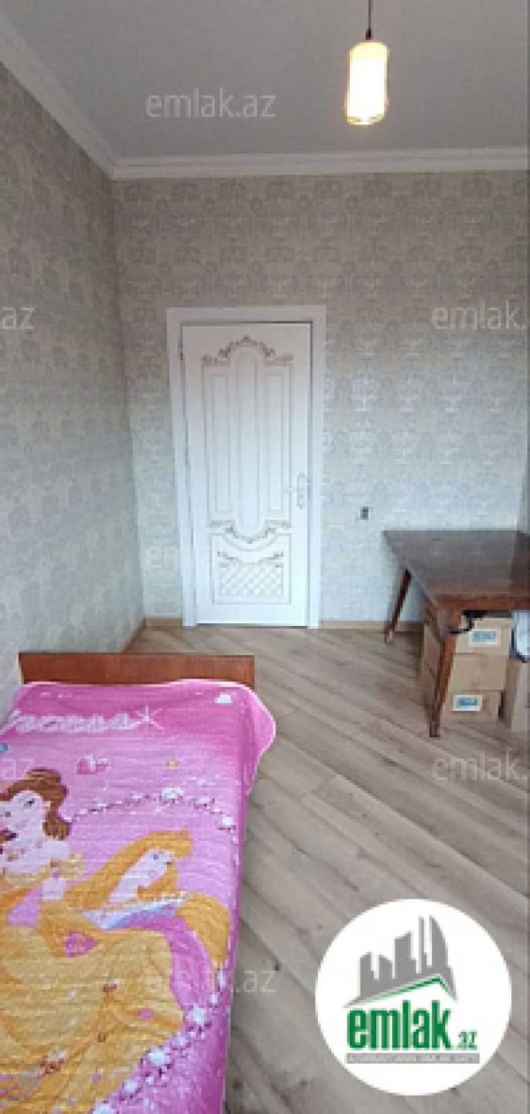 Satılır 3 otaqlı köhnə tikili 78 m²