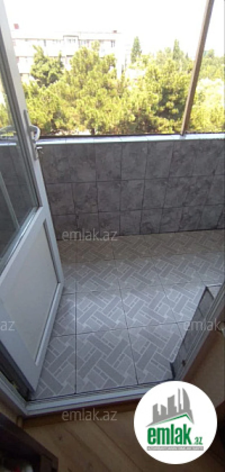 Satılır 3 otaqlı köhnə tikili 78 m²