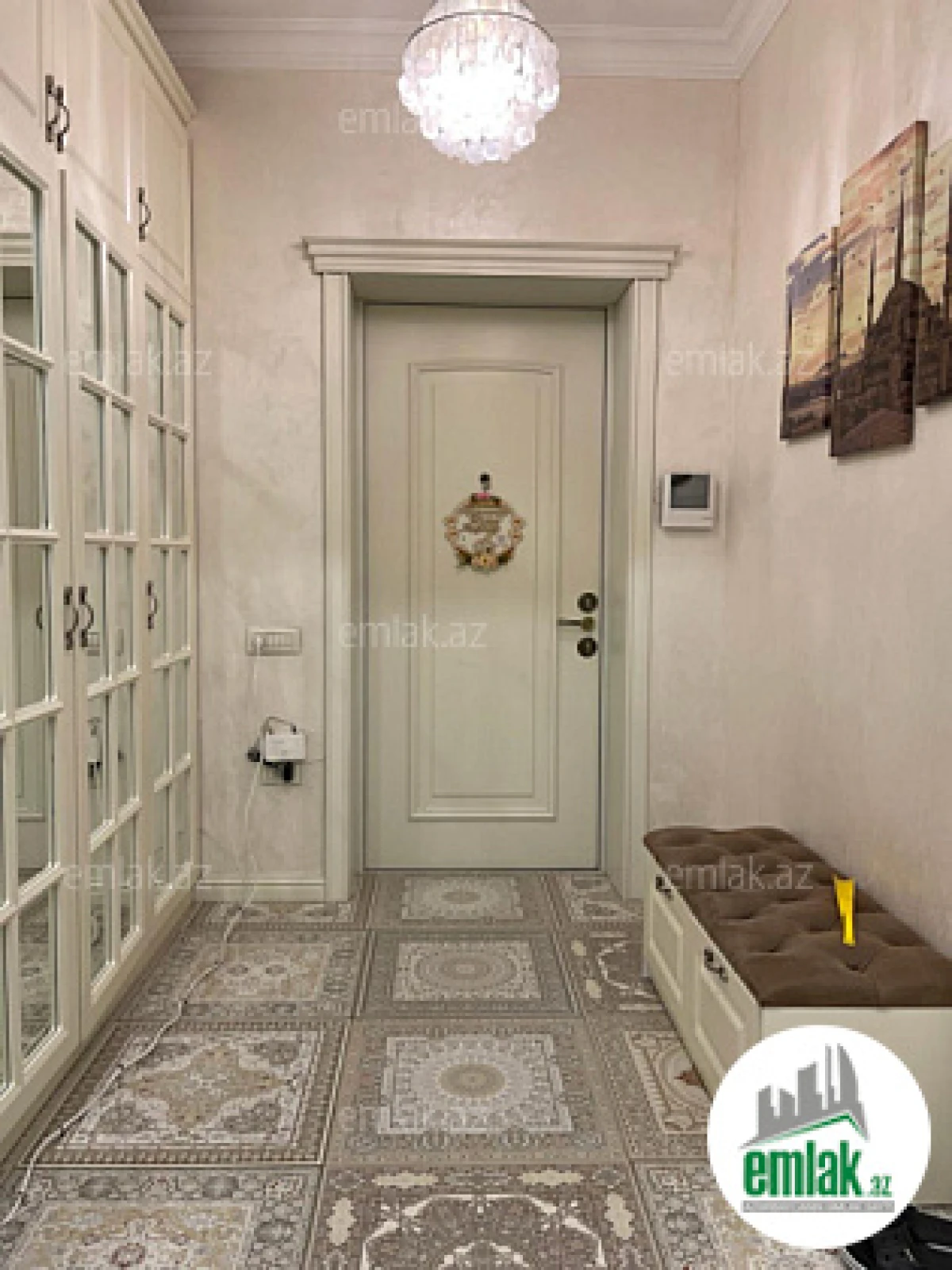 Satılır 4 otaqlı yeni tikili 168 m²