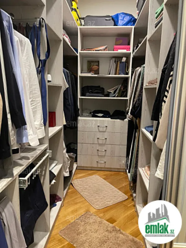 Satılır 4 otaqlı yeni tikili 168 m²