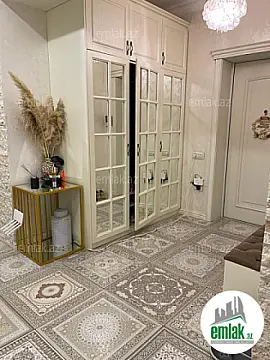 Satılır 4 otaqlı yeni tikili 168 m²