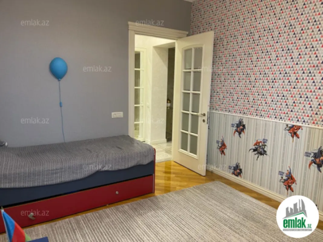 Satılır 4 otaqlı yeni tikili 168 m²