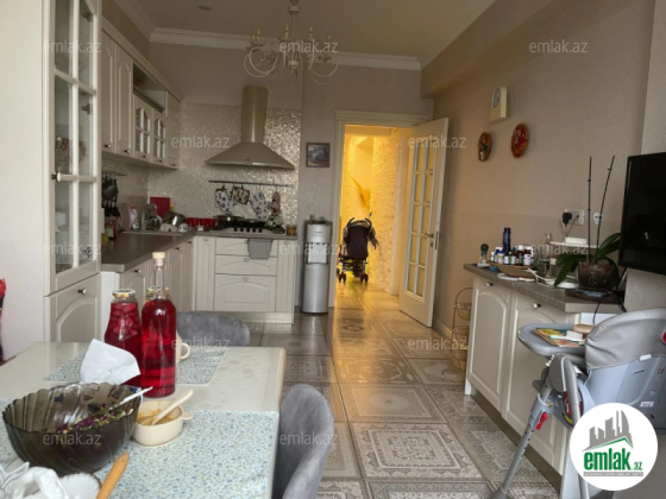 Satılır 4 otaqlı yeni tikili 168 m²