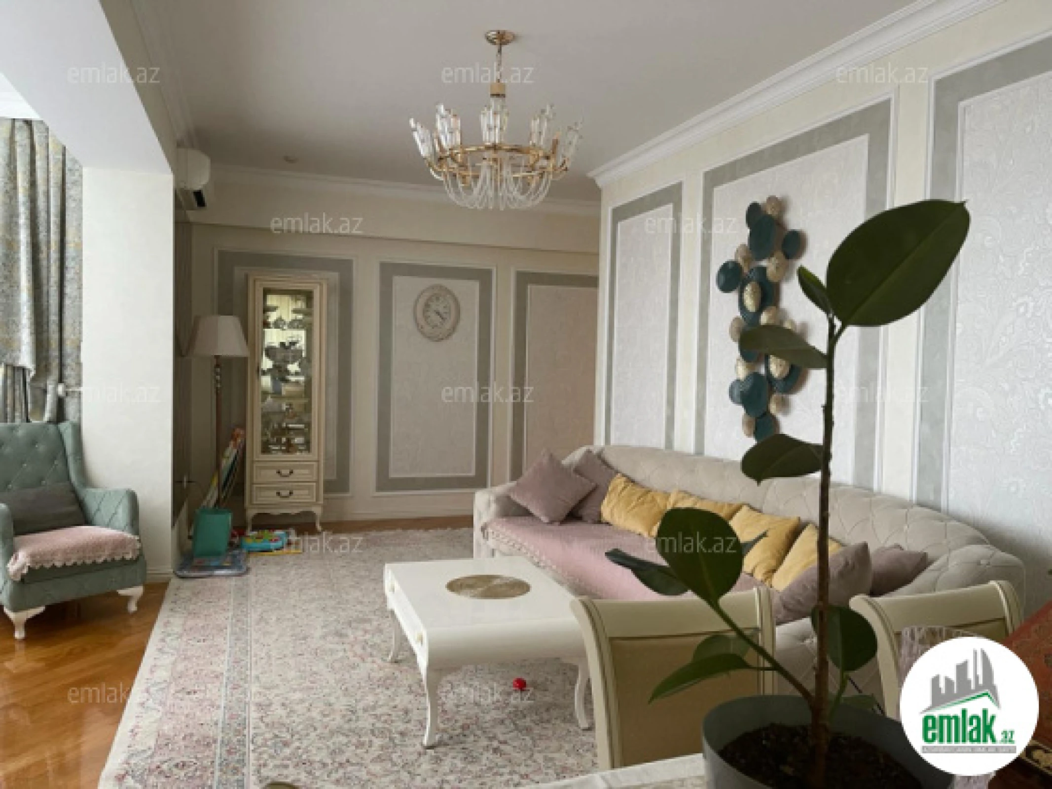 Satılır 4 otaqlı yeni tikili 168 m²