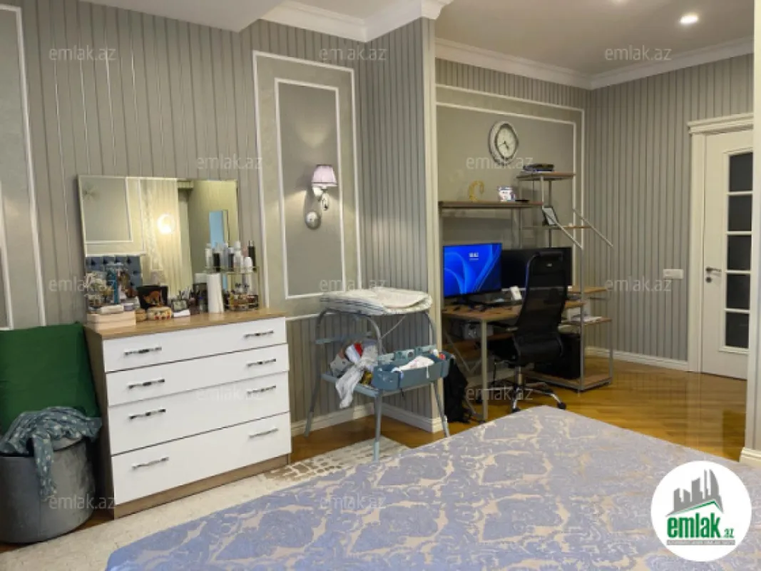 Satılır 4 otaqlı yeni tikili 168 m²