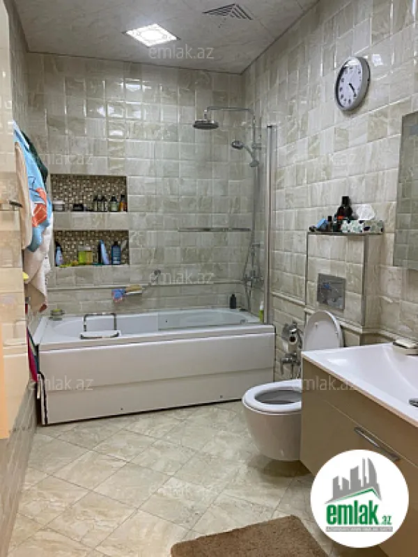 Satılır 4 otaqlı yeni tikili 168 m²