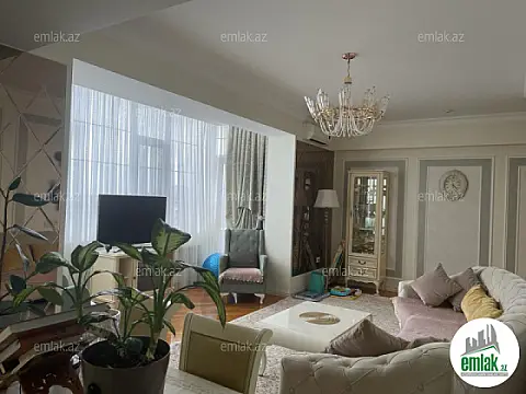 Satılır 4 otaqlı yeni tikili 168 m²