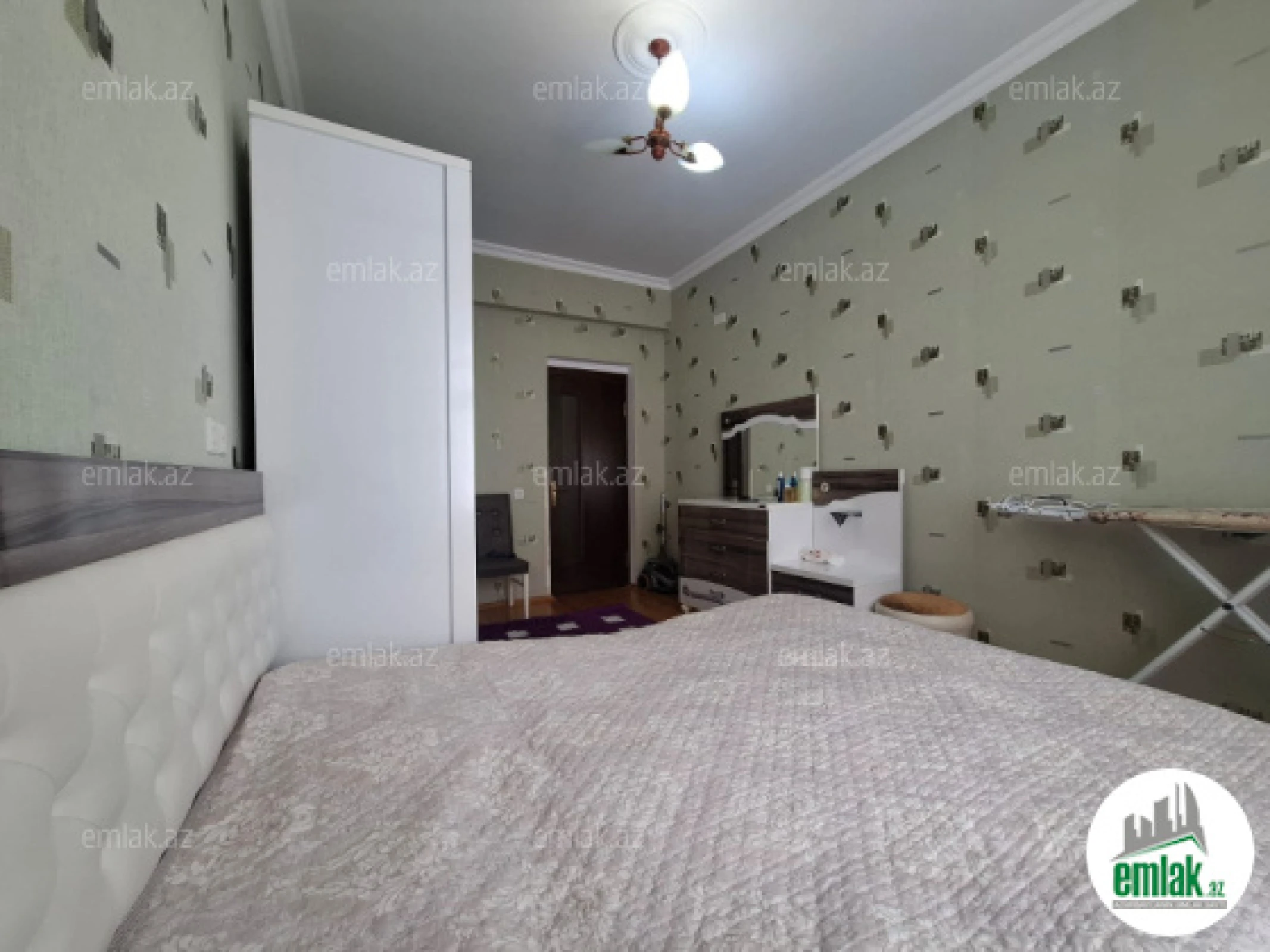 Satılır 2 otaqlı yeni tikili 91 m²