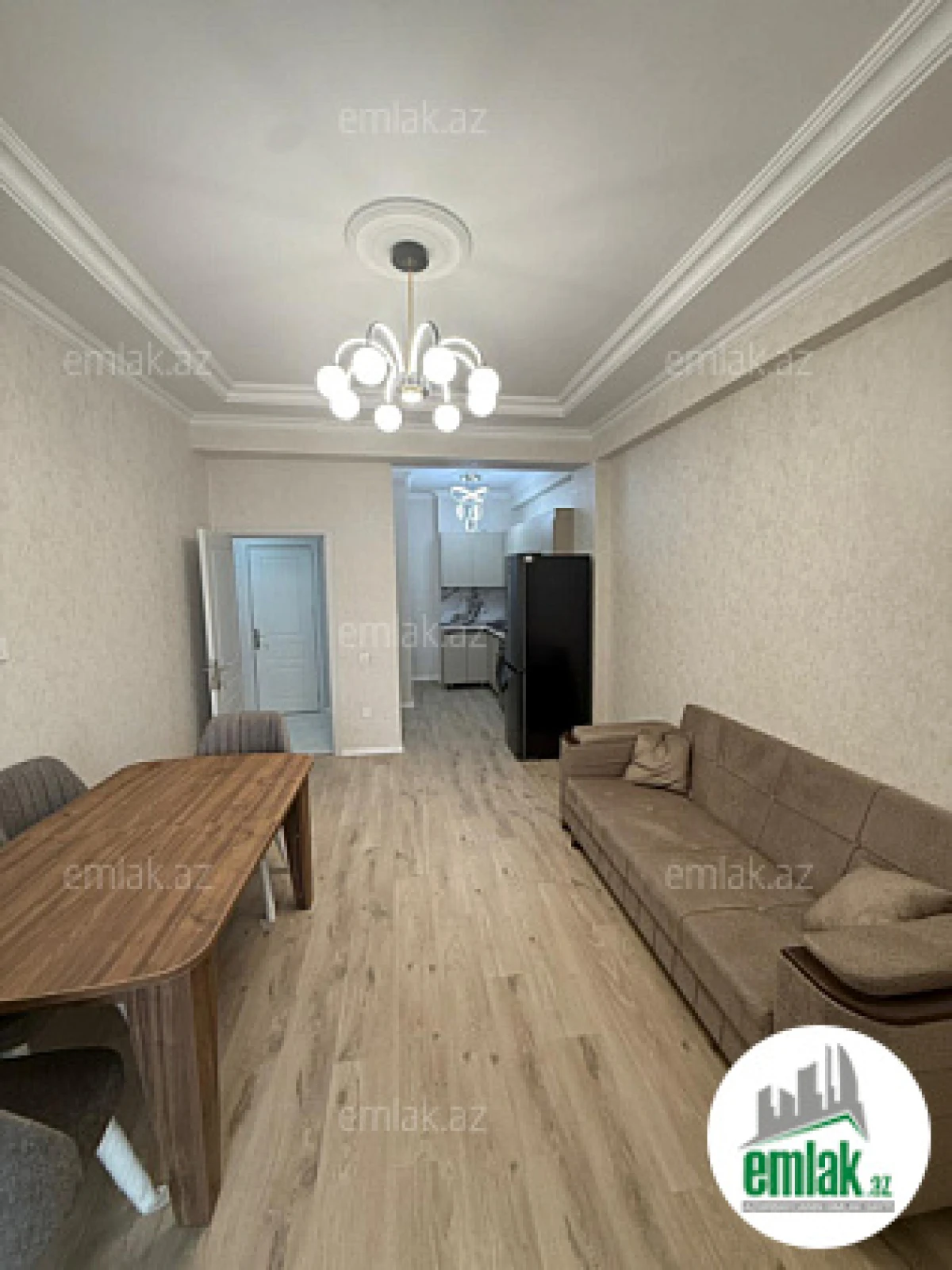 Satılır 2 otaqlı yeni tikili 75 m²