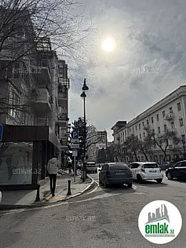 Satılır 2 otaqlı köhnə tikili 45 m²