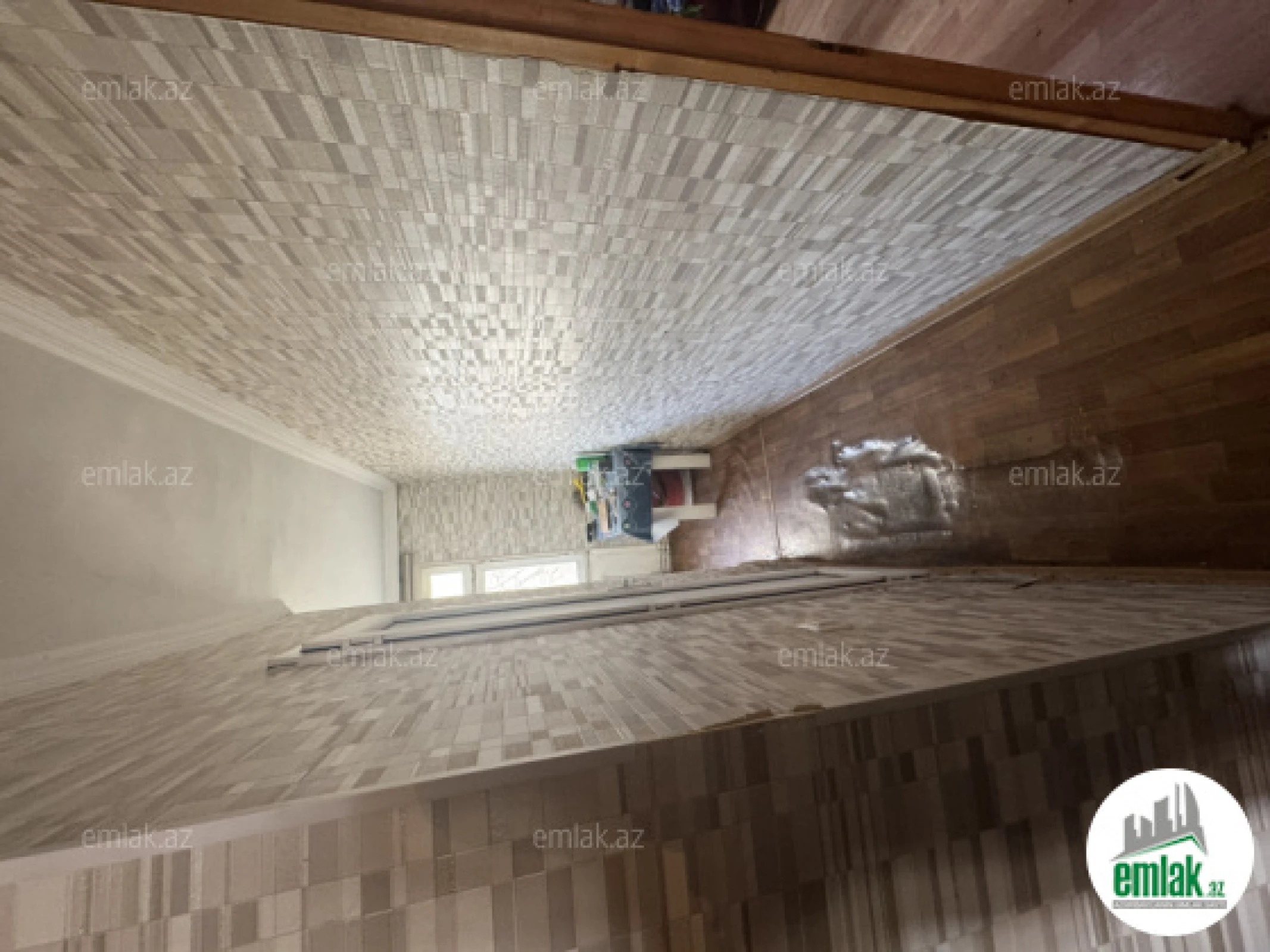 Satılır 3 otaqlı köhnə tikili 60 m²