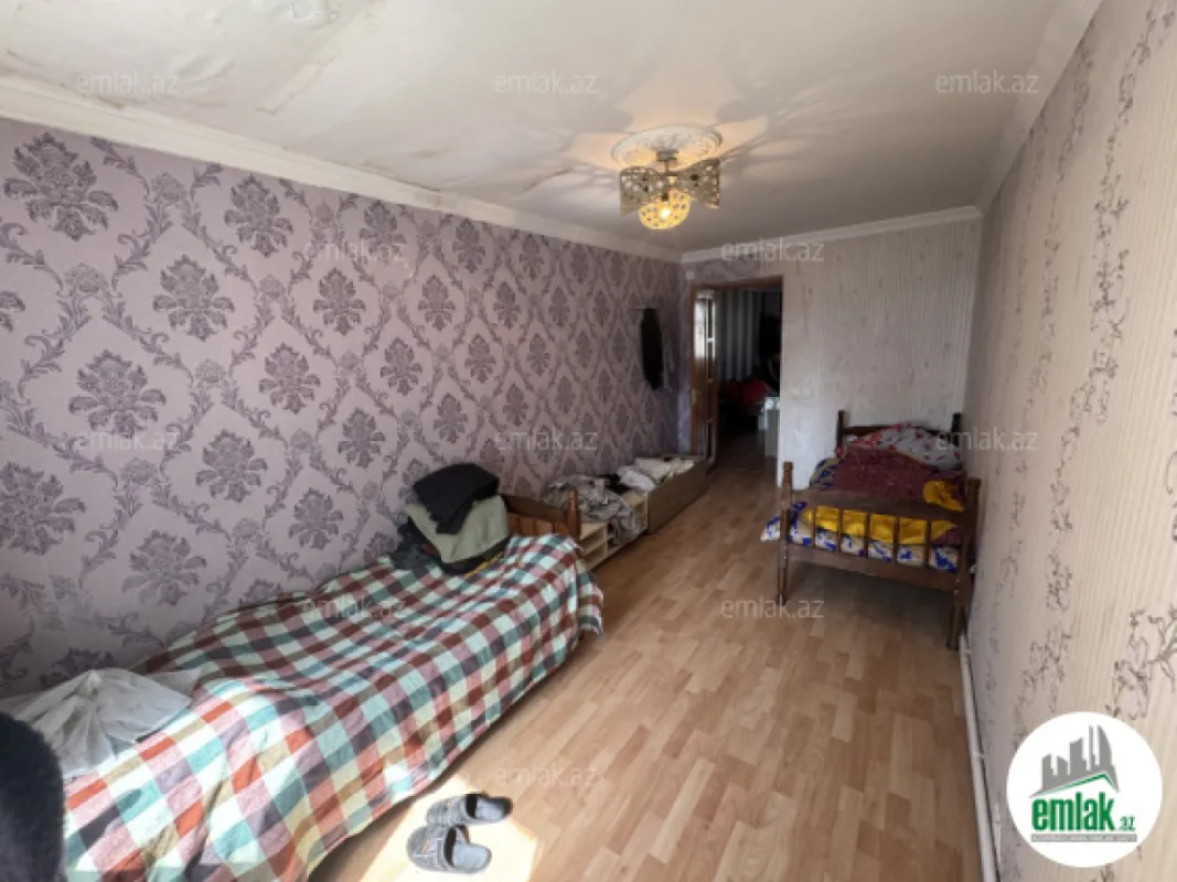 Satılır 3 otaqlı köhnə tikili 60 m²