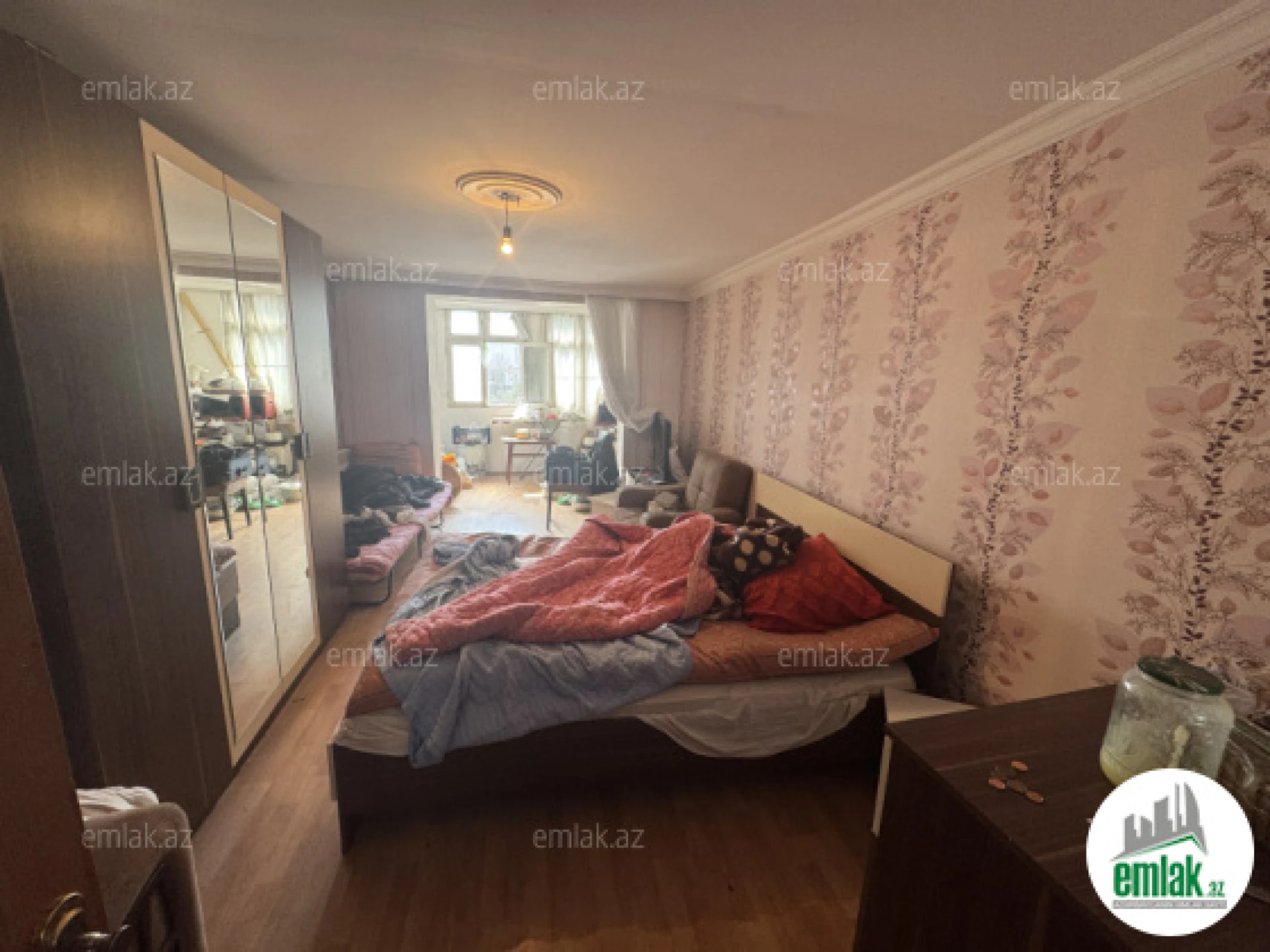 Satılır 3 otaqlı köhnə tikili 60 m²