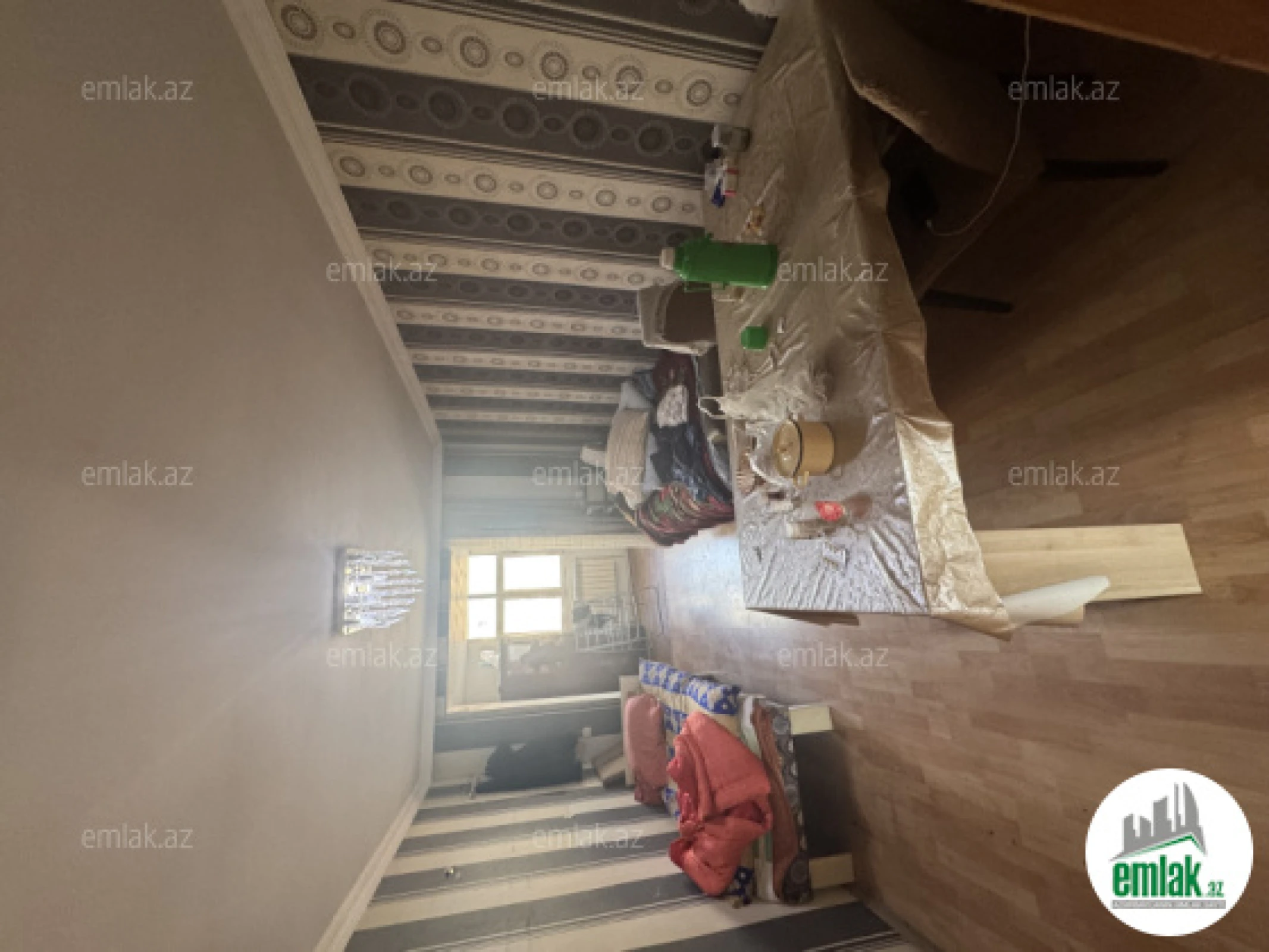 Satılır 3 otaqlı köhnə tikili 60 m²