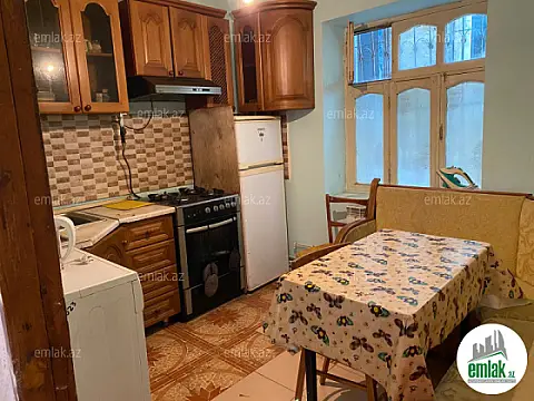 Satılır 6 otaqlı həyət evi 171 m²